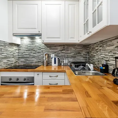 Guestready - Bright And Charming For 2 - Alcantara Apartment *